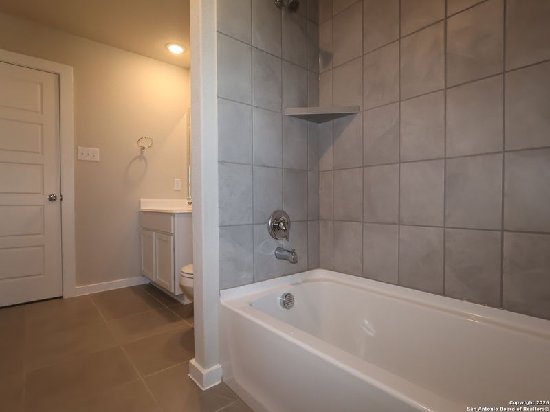 Furnished interior view inside a new home in Winding Brook, San Antonio (Image 8).