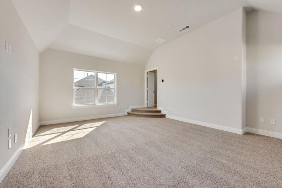 Spacious, unfurnished interior of a new home in South Pointe, Mansfield (Image 39).
