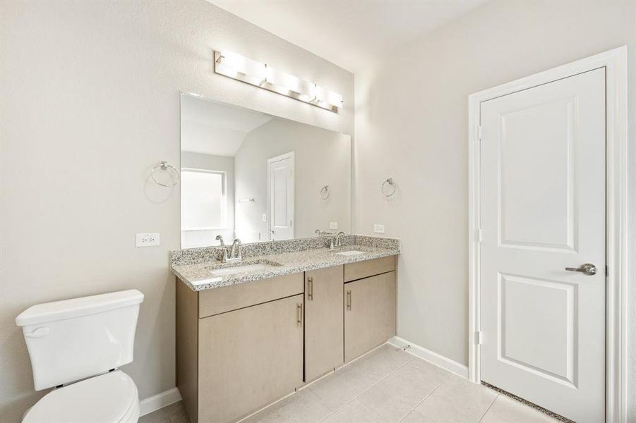 Furnished interior view inside a new home in Eagle Glen Elements, Alvarado (Image 12).