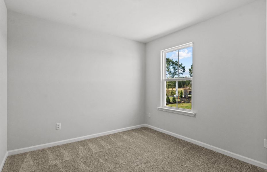 Spacious, unfurnished interior of a new home in Crestview, Spartanburg (Image 14).