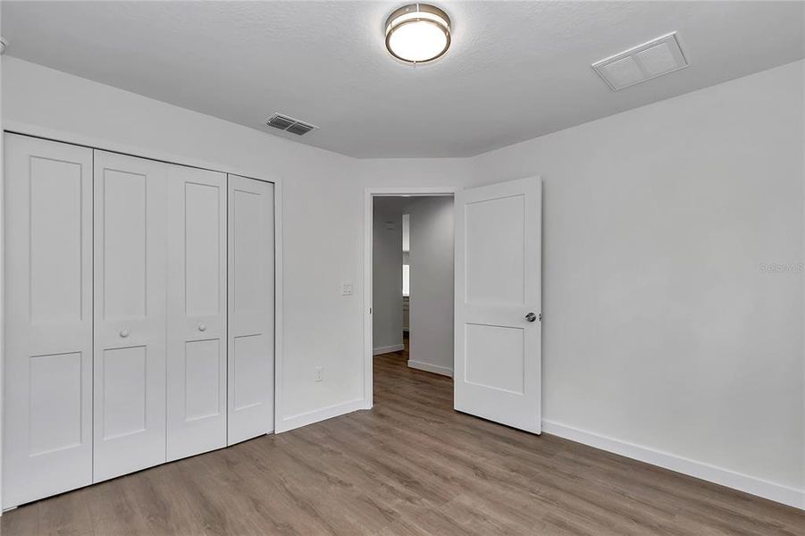 Spacious, unfurnished interior of a new home in , Dunnellon (Image 17).