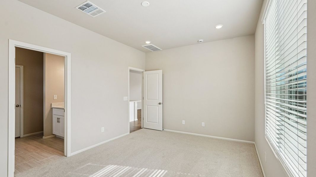 Image 13 of a home in North Copper Canyon.
