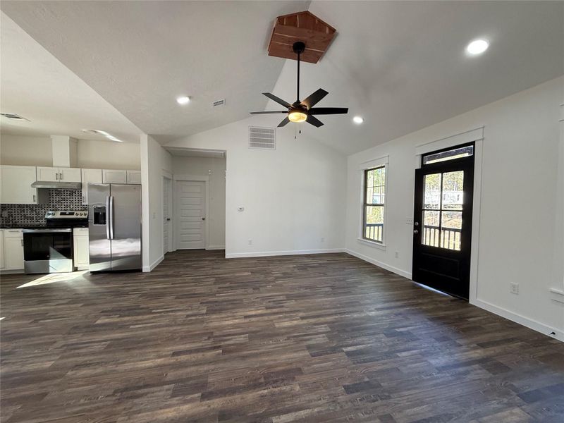 Spacious, unfurnished interior of a new home in , Plantersville (Image 14). Spacious, unfurnished interior of a new home in , Plantersville (Image 14).