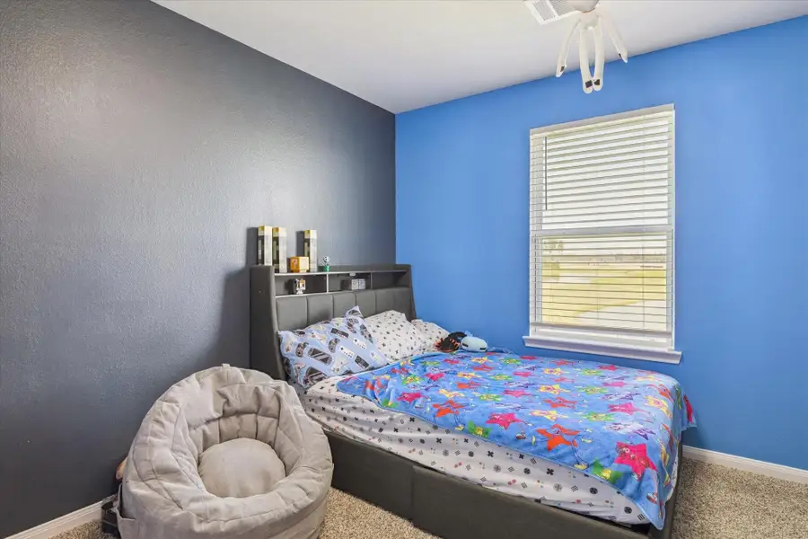 Furnished interior view inside a new home in Granger Pines, Conroe (Image 6). Furnished interior view inside a new home in Granger Pines, Conroe (Image 6).