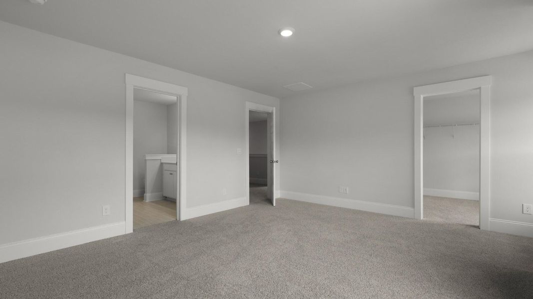 Spacious, unfurnished interior of a new home in Sheep Island, Summerville (Image 18).