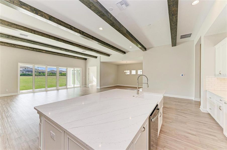 Spacious, unfurnished interior of a new home in Creek Ridge Preserve, Lithia (Image 30).