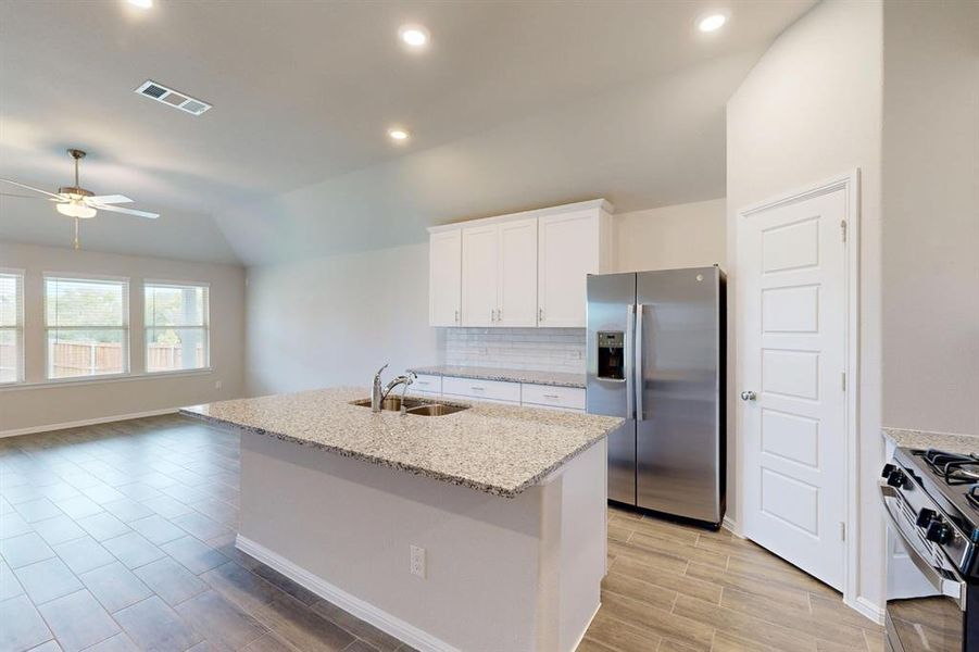 Furnished interior view inside a new home in Forest Park, Princeton (Image 6).