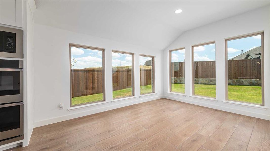 Spacious, unfurnished interior of a new home in Talon Hills 60'/70', Fort Worth (Image 10). Spacious, unfurnished interior of a new home in Talon Hills 60'/70', Fort Worth (Image 10).