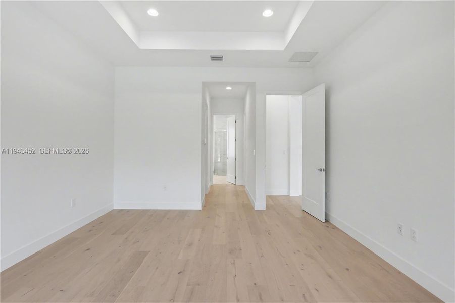 Spacious, unfurnished interior of a new home in Lotus Edge, Boca Raton (Image 38).