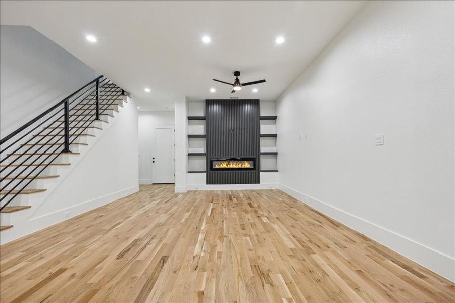 Spacious, unfurnished interior of a new home in , Dallas (Image 10).