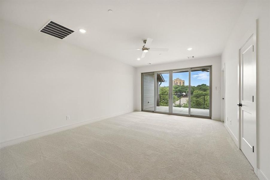 This spacious game room paired with a covered, outdoor deck creates the perfect entertainment zone. This spacious game room paired with a covered, outdoor deck creates the perfect entertainment zone.
