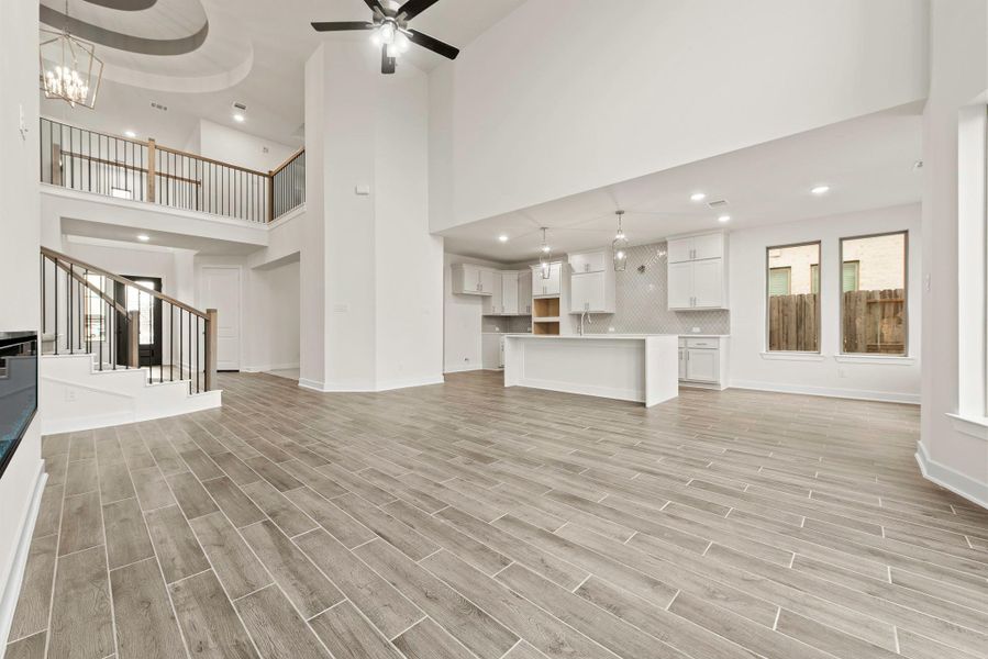 Image 31 of a home in Candela – 60'.