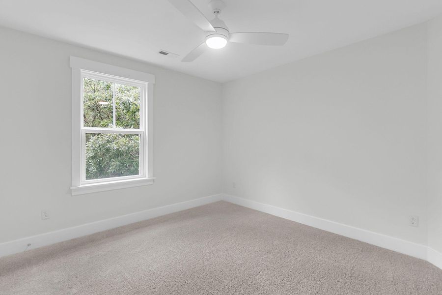 Spacious, unfurnished interior of a new home in , Charleston (Image 22).