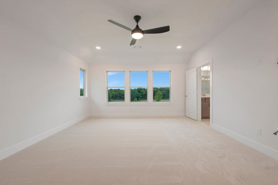 Spacious, unfurnished interior of a new home in Treeline, Justin (Image 14).