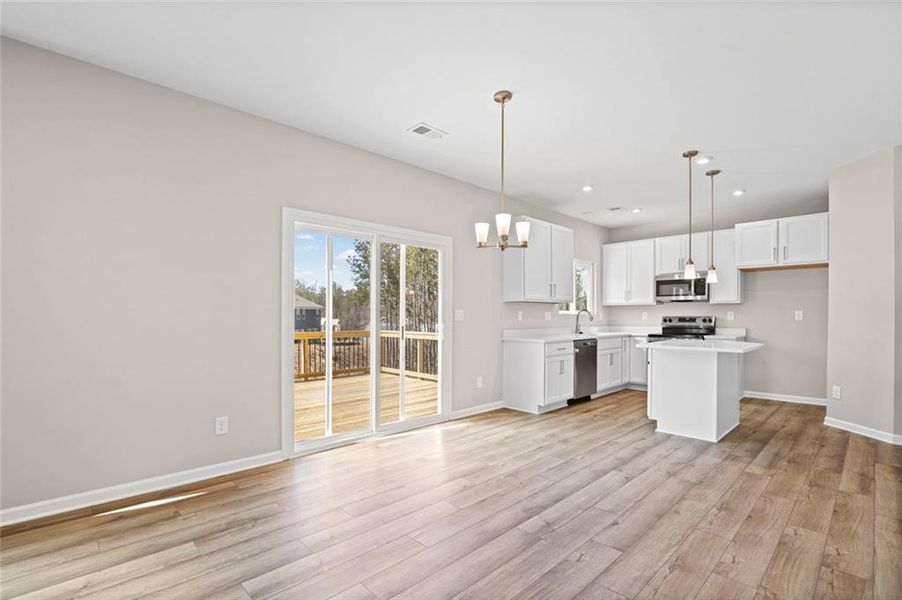Spacious, unfurnished interior of a new home in Sage Woods, Dallas (Image 31).