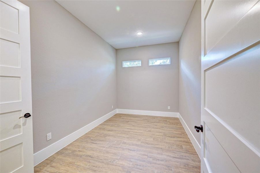 Spacious, unfurnished interior of a new home in , Montgomery (Image 35).