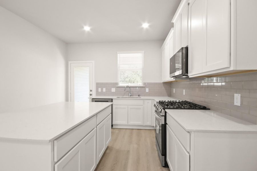 Furnished interior view inside a new home in Audubon, Magnolia (Image 4). Furnished interior view inside a new home in Audubon, Magnolia (Image 4).