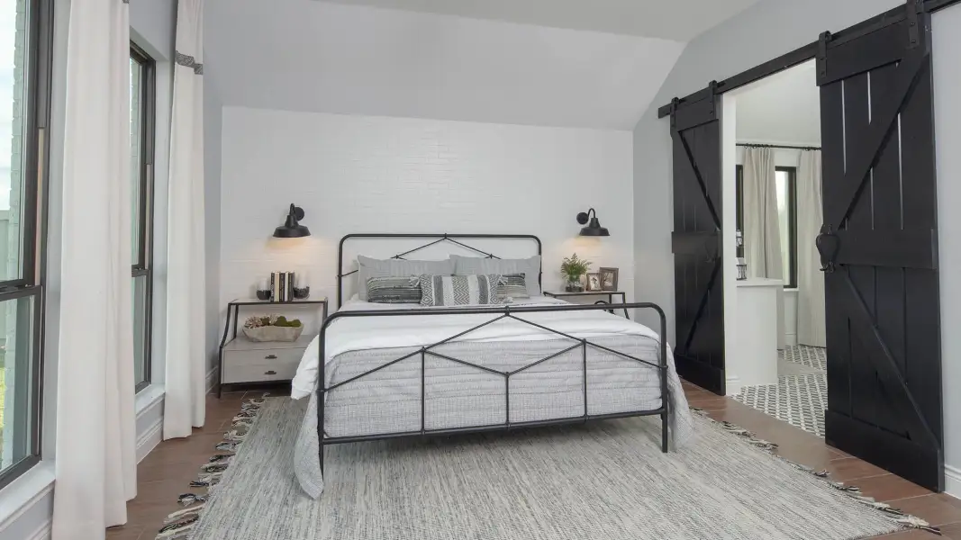 Furnished interior view inside a new home in Sweetgrass, Haslet (Image 47).