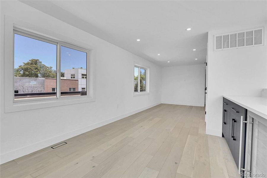 Spacious, unfurnished interior of a new home in , Denver (Image 15).