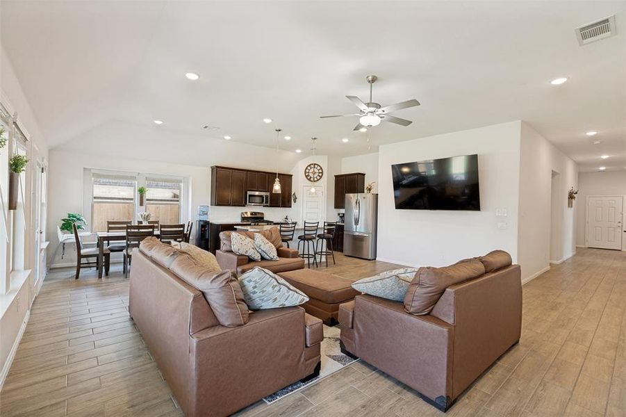 Furnished interior view inside a new home in Light Farms - Sweetwater, Celina (Image 5). Furnished interior view inside a new home in Light Farms - Sweetwater, Celina (Image 5).