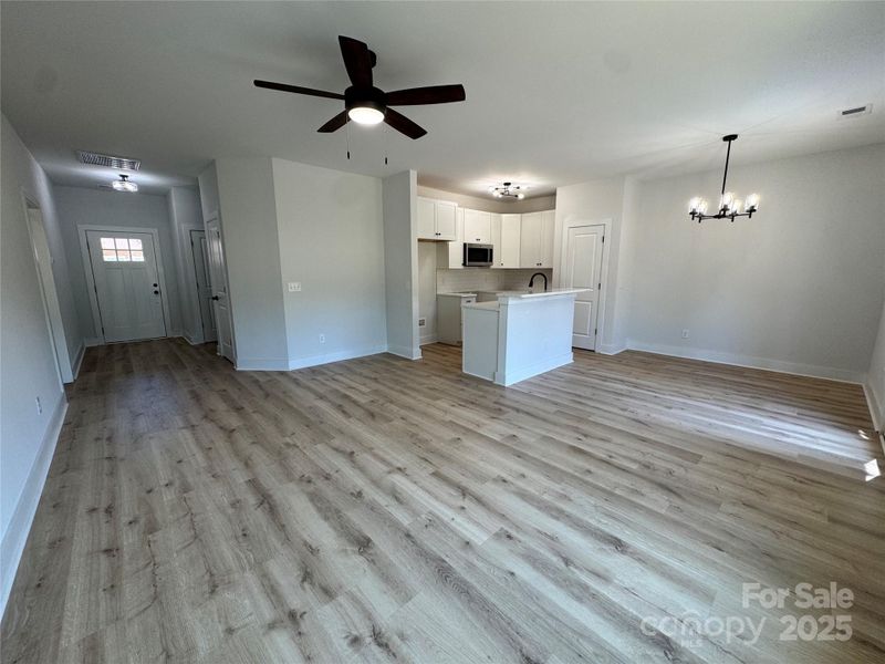 Spacious, unfurnished interior of a new home in , Monroe (Image 14).