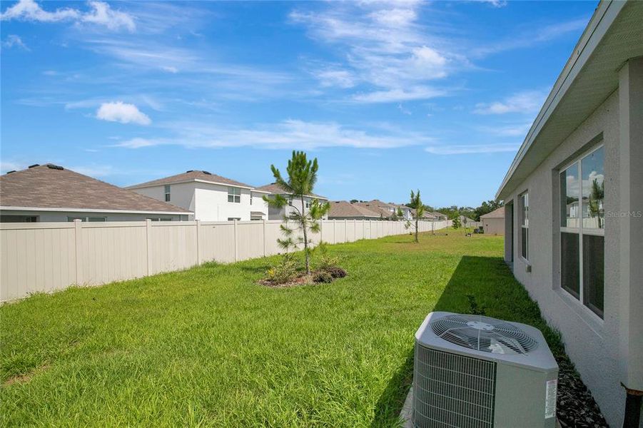 Exterior details and patio area of a home in River Park, Temple Terrace (Image 29).