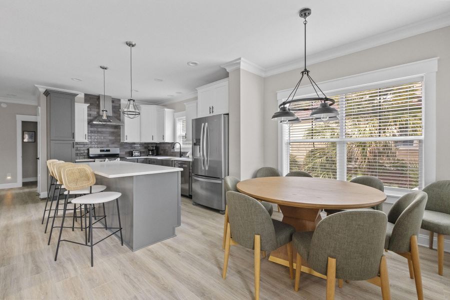 Furnished interior view inside a new home in , Edisto Island (Image 12).