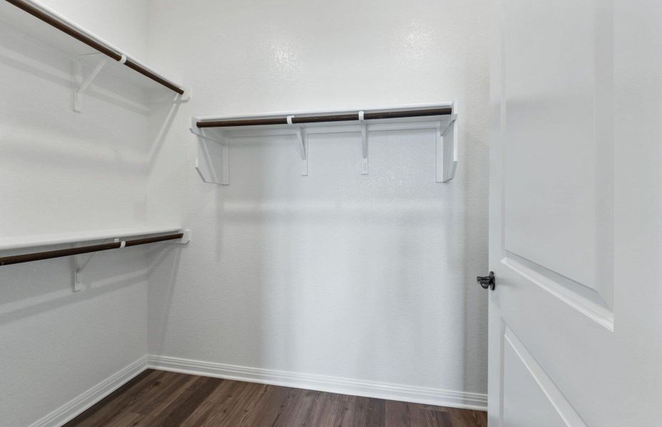 Spacious, unfurnished interior of a new home in Sun City Texas, Georgetown (Image 15). Spacious, unfurnished interior of a new home in Sun City Texas, Georgetown (Image 15).
