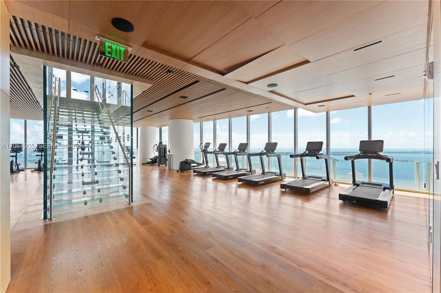 Community amenities in , Miami (Image 36).