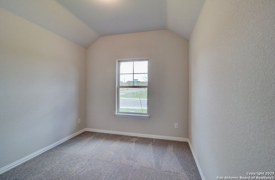 Spacious, unfurnished interior of a new home in Clear Creek, New Braunfels (Image 18). Spacious, unfurnished interior of a new home in Clear Creek, New Braunfels (Image 18).