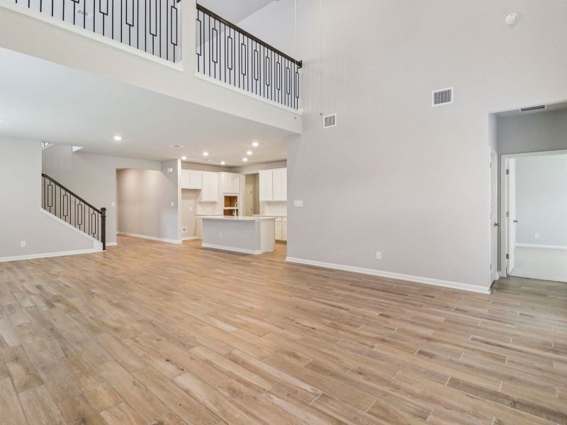 Spacious, unfurnished interior of a new home in Sagebrooke - Classic Series, San Antonio (Image 15).