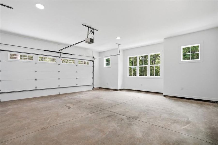 Spacious, unfurnished interior of a new home in , Covington (Image 70).