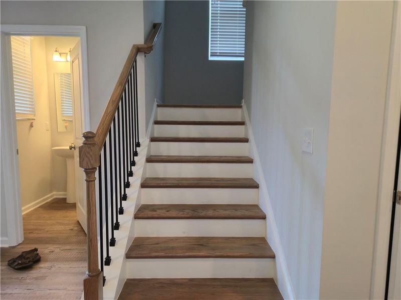 Spacious, unfurnished interior of a new home in , Grayson (Image 10).