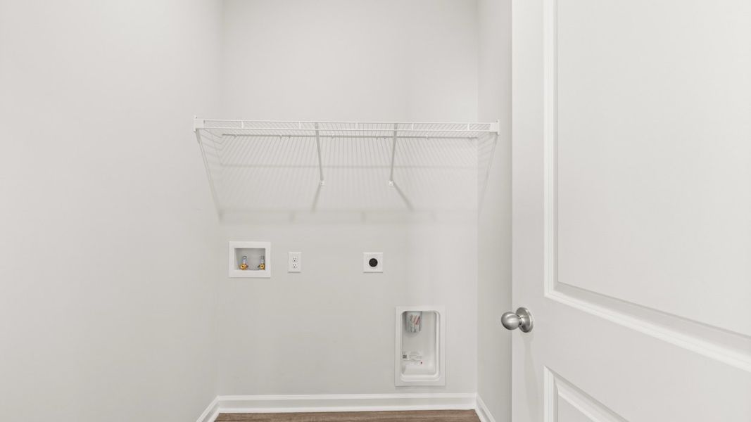 Spacious, unfurnished interior of a new home in Byrd Village, Graniteville (Image 16).