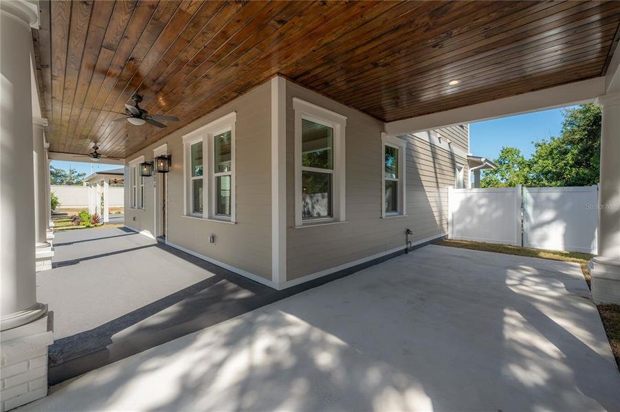 Exterior details and patio area of a home in , Tampa (Image 30).