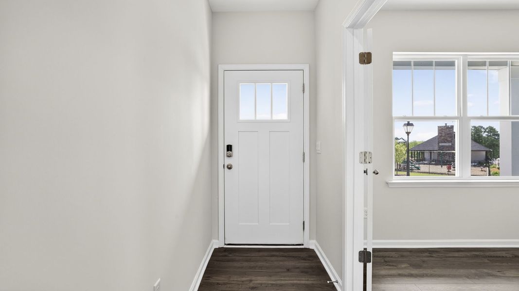 Spacious, unfurnished interior of a new home in Hunters Ridge, Woodruff (Image 16).