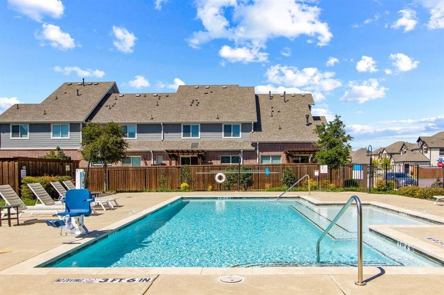 004-WoodbridgeTownhomesAmenities-Wylie-TX-75098-SMALL 004-WoodbridgeTownhomesAmenities-Wylie-TX-75098-SMALL