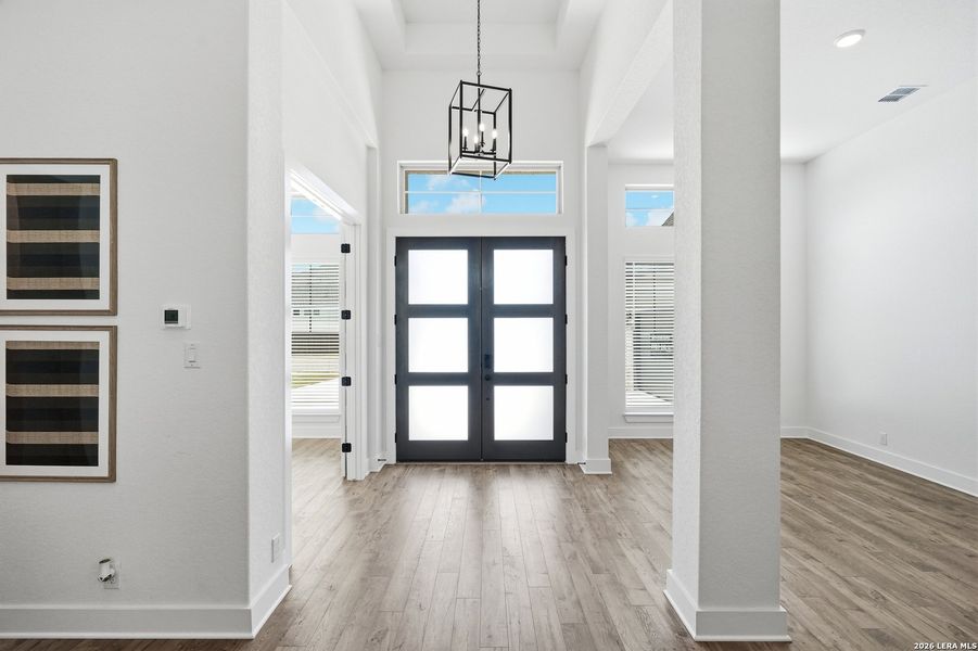 Spacious, unfurnished interior of a new home in Mesa Western, Cibolo (Image 22). Spacious, unfurnished interior of a new home in Mesa Western, Cibolo (Image 22).