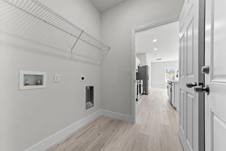 Spacious, unfurnished interior of a new home in , Ocala (Image 38).