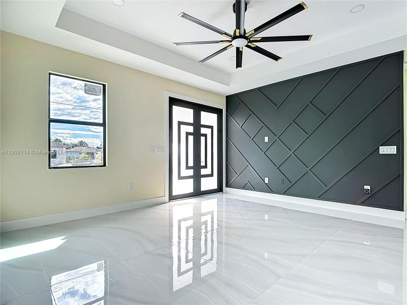 Spacious, unfurnished interior of a new home in , Lehigh Acres (Image 40).