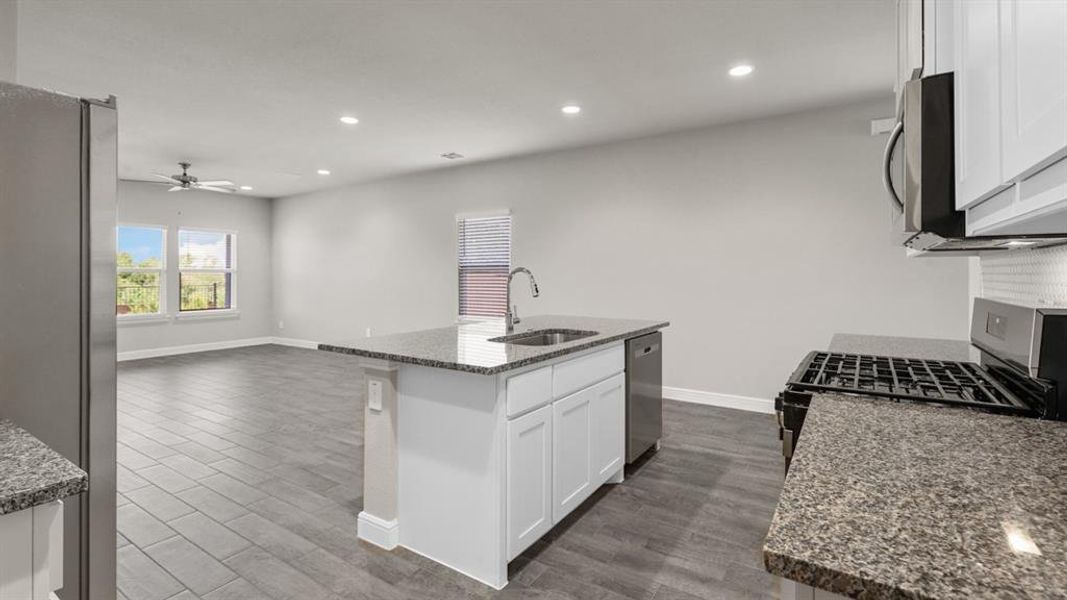 Furnished interior view inside a new home in Rock Creek Ranch, Fort Worth (Image 6). Furnished interior view inside a new home in Rock Creek Ranch, Fort Worth (Image 6).