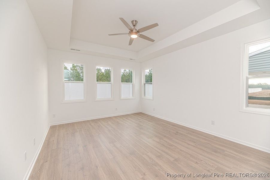 Spacious, unfurnished interior of a new home in Coventry Woods, Fayetteville (Image 18).