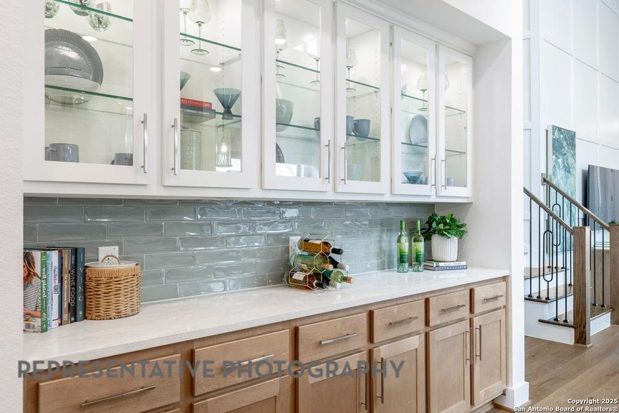 Furnished interior view inside a new home in Homestead, Schertz (Image 3).