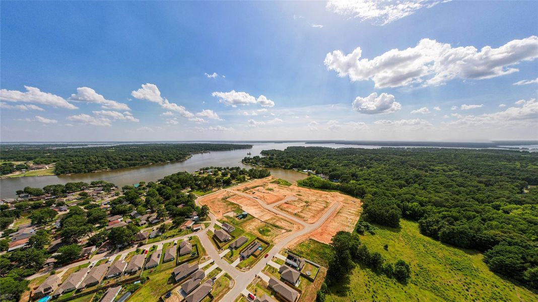 Image 10 of a home in Lake Conroe Cove.