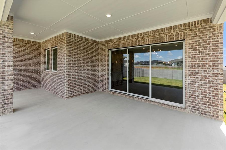 CASSANDRA - B_Covered Patio