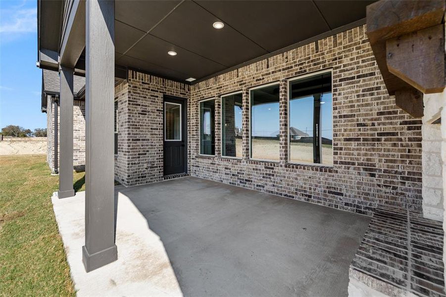 Exterior details and patio area of a home in Creekview Addition, Van Alstyne (Image 26). Exterior details and patio area of a home in Creekview Addition, Van Alstyne (Image 26).