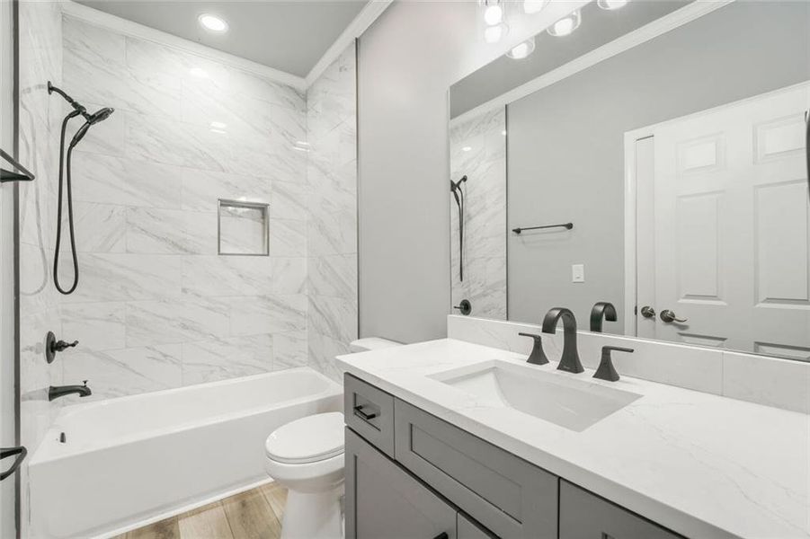 Furnished interior view inside a new home in , Atlanta (Image 4).