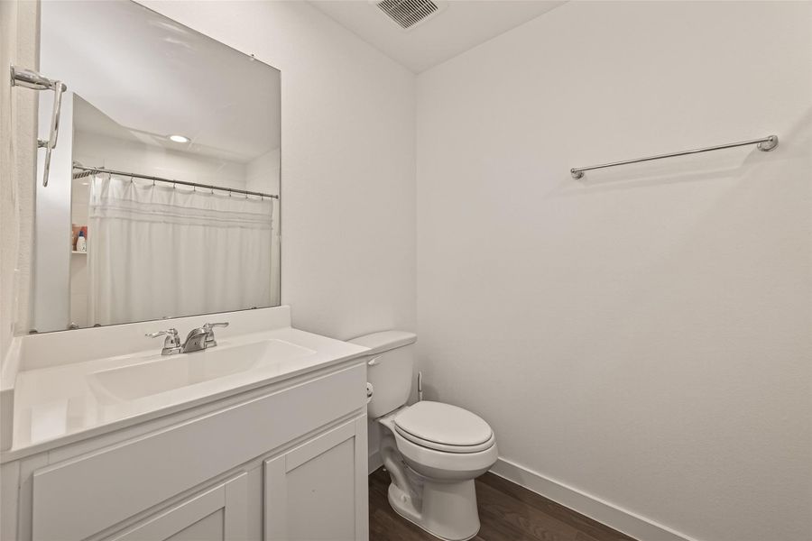 Furnished interior view inside a new home in Westland Ranch 50' Homesites, League City (Image 38).