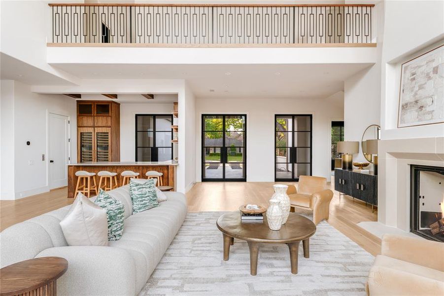 Furnished interior view inside a new home in , Dallas (Image 24).