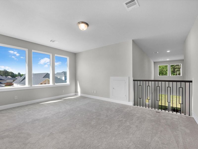 Spacious, unfurnished interior of a new home in Clopton Farms, Montgomery (Image 20).